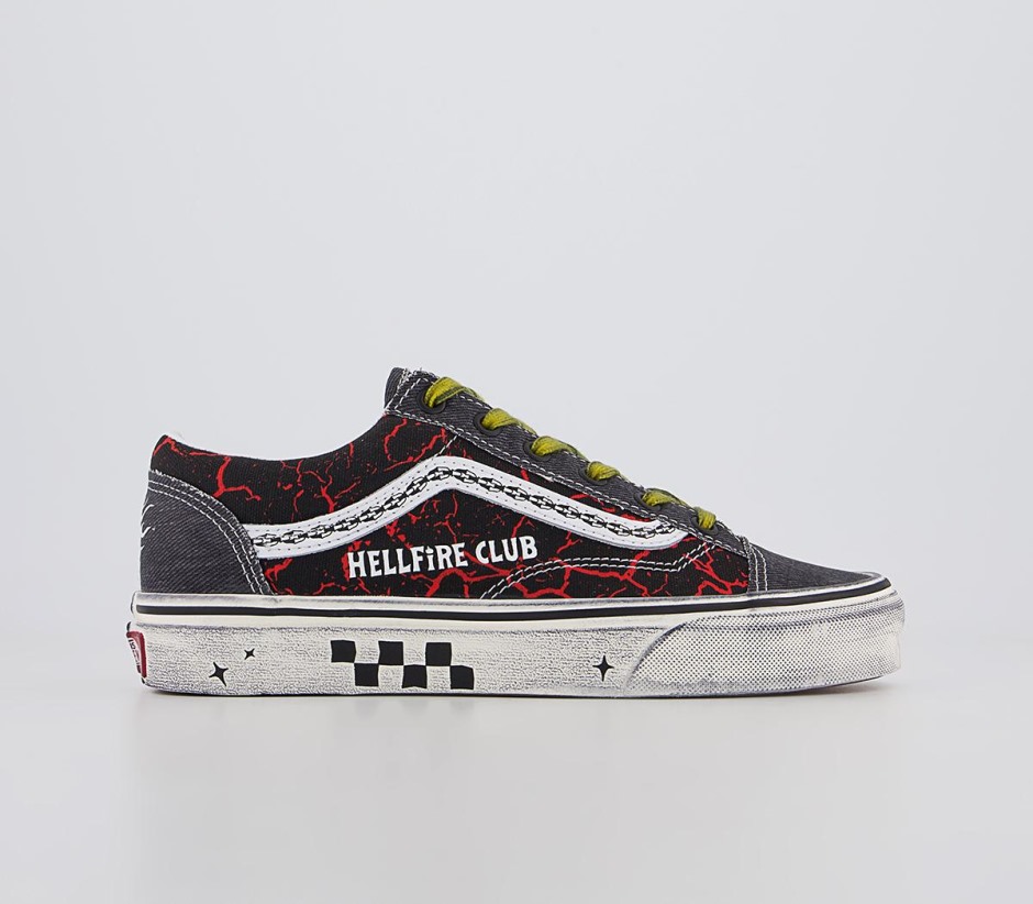 Vans Ua Style 36 טריינס שחור אדום